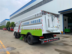 16方东风天锦洗扫车