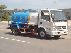 5方凯马多功能洒水车