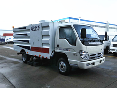 不上户福田5方吸尘车