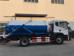 东风D9 12方吸污车