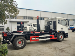 东风D9 12方拉臂式垃圾车