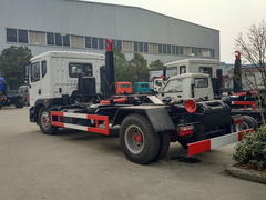 东风D9 12方拉臂式垃圾车