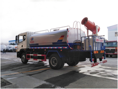 东风D9大多利卡新款洒水车