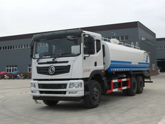 东风T5后八轮18-20吨洒水车