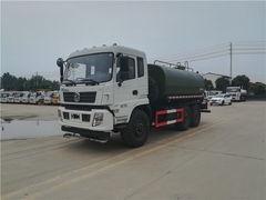 东风六驱12吨洒水车