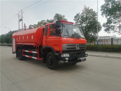 东风四驱越野洒水车
