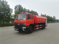 东风四驱越野洒水车
