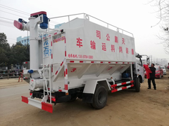 东风多利卡12方散装饲料车