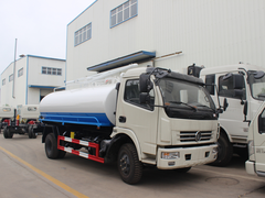 东风多利卡8方吸粪车
