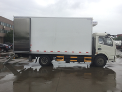 东风多利卡D7 5米无公害处理车
