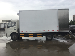 东风多利卡D7 5米无公害处理车