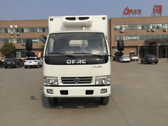 东风多利卡厢式冷藏车