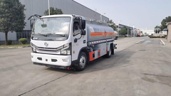 东风多利卡国六8.5方油罐车