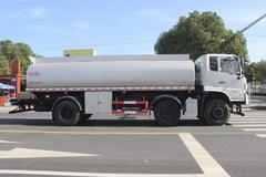 东风天小三轴国六食用油运输车
