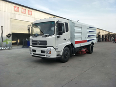 东风天锦12吨扫路车