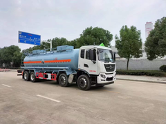 东风天锦四轴钢衬塑罐车