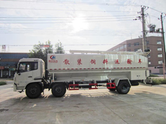 东风天锦小三轴30方散装饲料车
