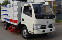 东风天锦洗扫车，扫路车