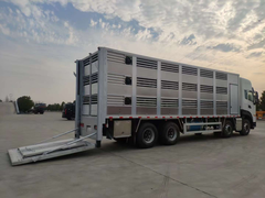 东风天龙前四后八铝合金畜禽运输车