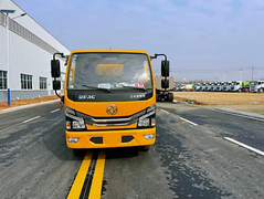 东风小多利卡4方‮压高‬清洗车