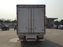 东风小多利卡4米蓝牌冷藏车