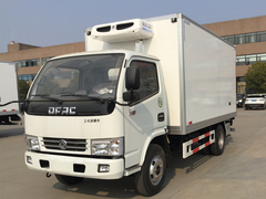 东风小多利卡4米蓝牌冷藏车