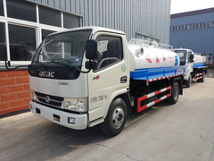 东风小多利卡吸粪车