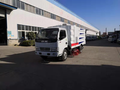 东风小多利卡扫路车