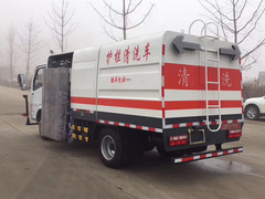 东风小多利卡护栏清洗车