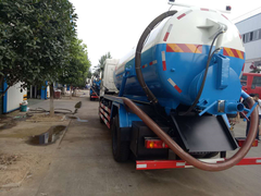 东风御虎10方吸污车