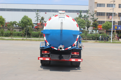东风新款吸污车
