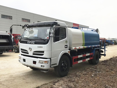 东风福瑞卡8方30米喷雾雾炮车
