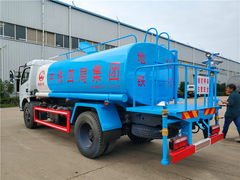 东风福瑞卡9方多功能洒水车