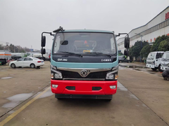 东风福瑞卡F7，车厢可卸式垃圾车，带移动压缩厢