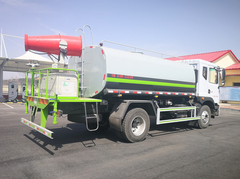 东风Ｄ9洒水雾炮车12方水罐30米雾炮