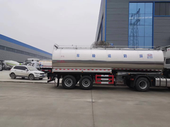 二轴半挂鲜奶运输车,罐载容积28方
