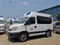依维柯欧胜M1-30后单胎救护车
