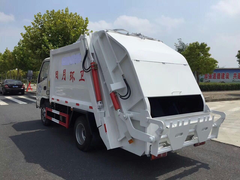 凯马蓝牌4方压缩式垃圾车