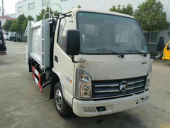 凯马蓝牌4方压缩式垃圾车