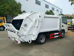 凯马蓝牌4方压缩式垃圾车