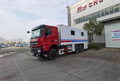 北奔国五六驱宿营车