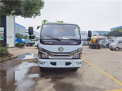 国六东风小多利卡5方侧装挂桶垃圾车