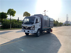 国六东风小多利卡后置滚扫吸尘车，修路用的吸尘神器