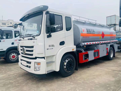 国六东风锦程10吨油罐车