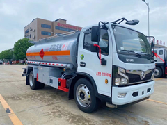 国六爆款东风福瑞卡8吨油罐车
