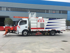 多功能东风多利卡8方洗扫车