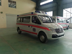 大通V80救护车