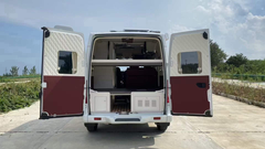 大通V80短轴中顶B型房车