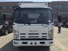 庆铃五十铃宽体600P 4米冷藏车