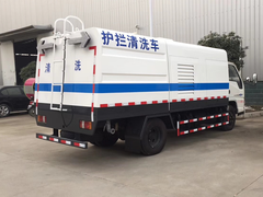 庆铃五十铃护栏清洗车